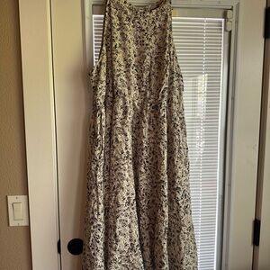 Torrid Black and Cream Floral Maxi Dress
